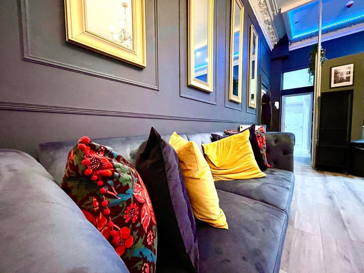 Adeamstays Provides Beautiful Centrally Located 1 And 2 Bed Apartments On Liverpools Boulevard Exteriör bild