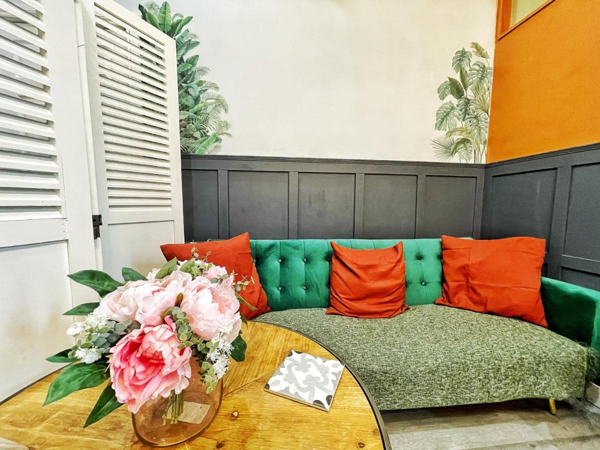 Adeamstays Provides Beautiful Centrally Located 1 And 2 Bed Apartments On Liverpools Boulevard Exteriör bild