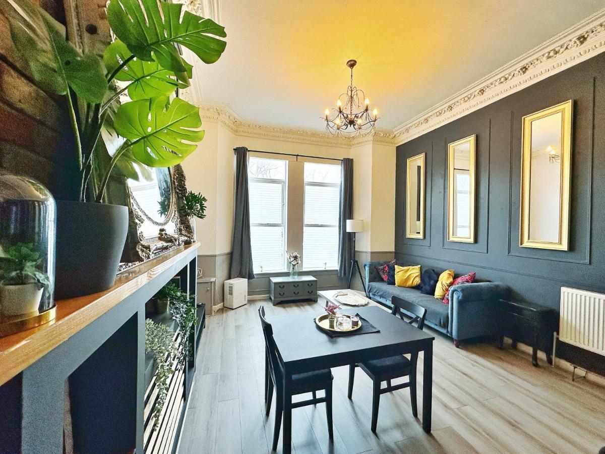 Adeamstays Provides Beautiful Centrally Located 1 And 2 Bed Apartments On Liverpools Boulevard Exteriör bild