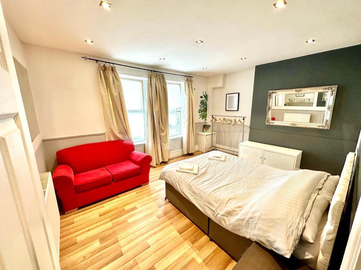 Adeamstays Provides Beautiful Centrally Located 1 And 2 Bed Apartments On Liverpools Boulevard Exteriör bild